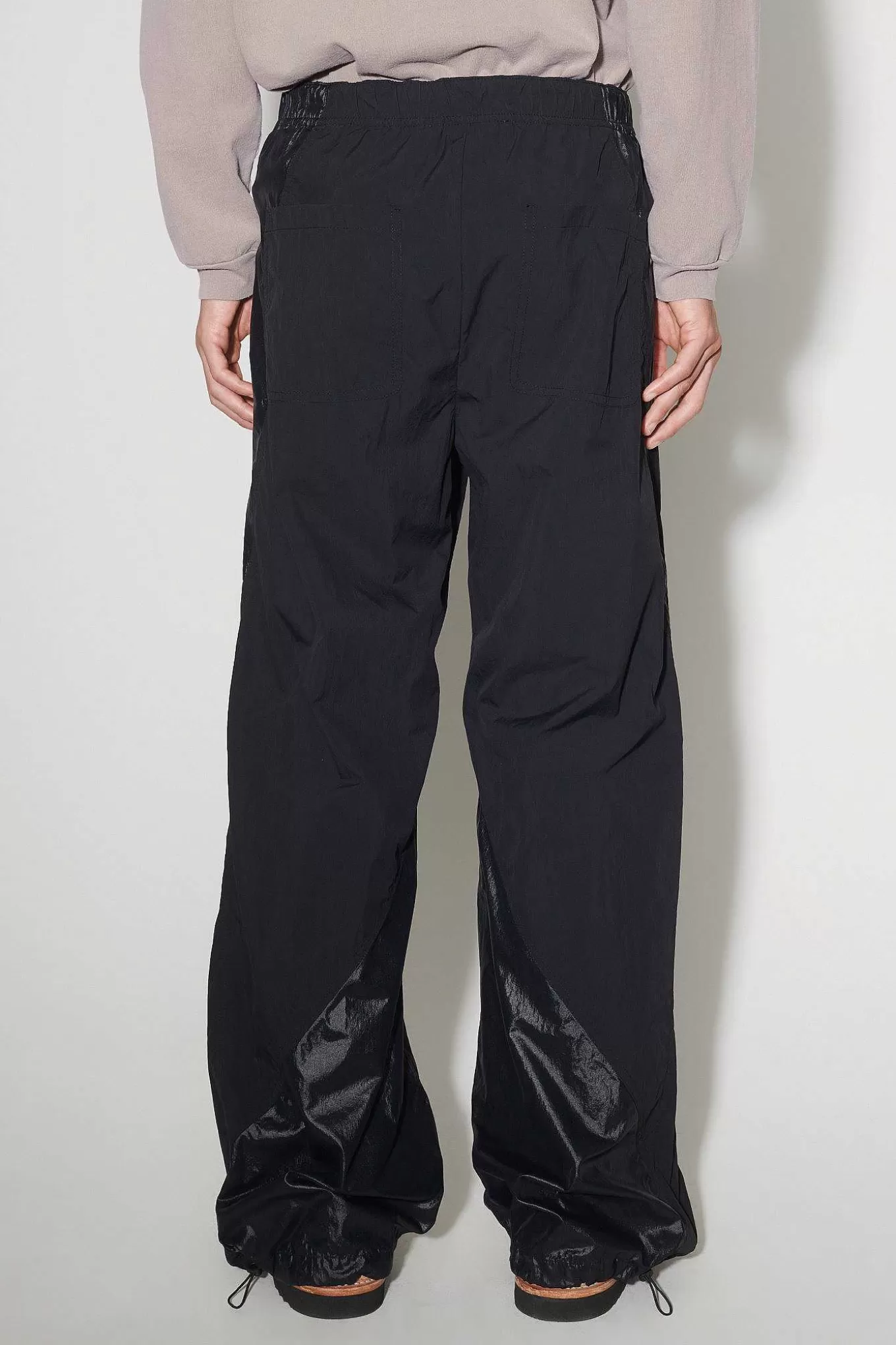 Roam Trouser Deep Black Ruff Nylon^Our Legacy Sale